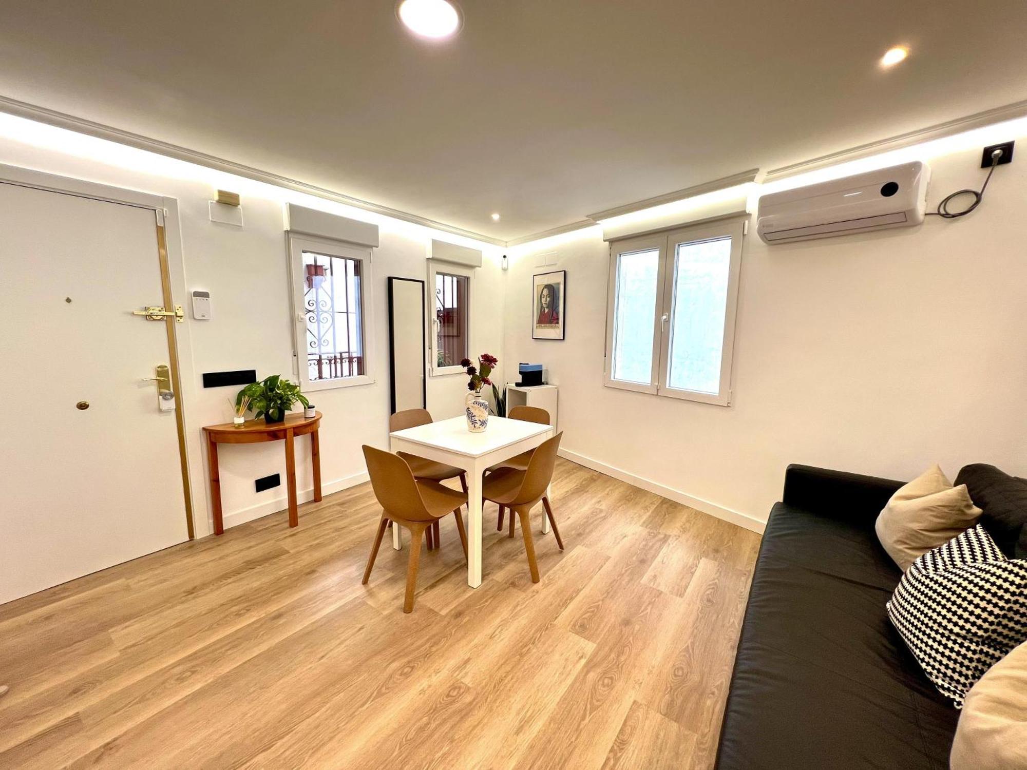 Apartment In The Heart Of Madrid-Piso En Malasana Kültér fotó