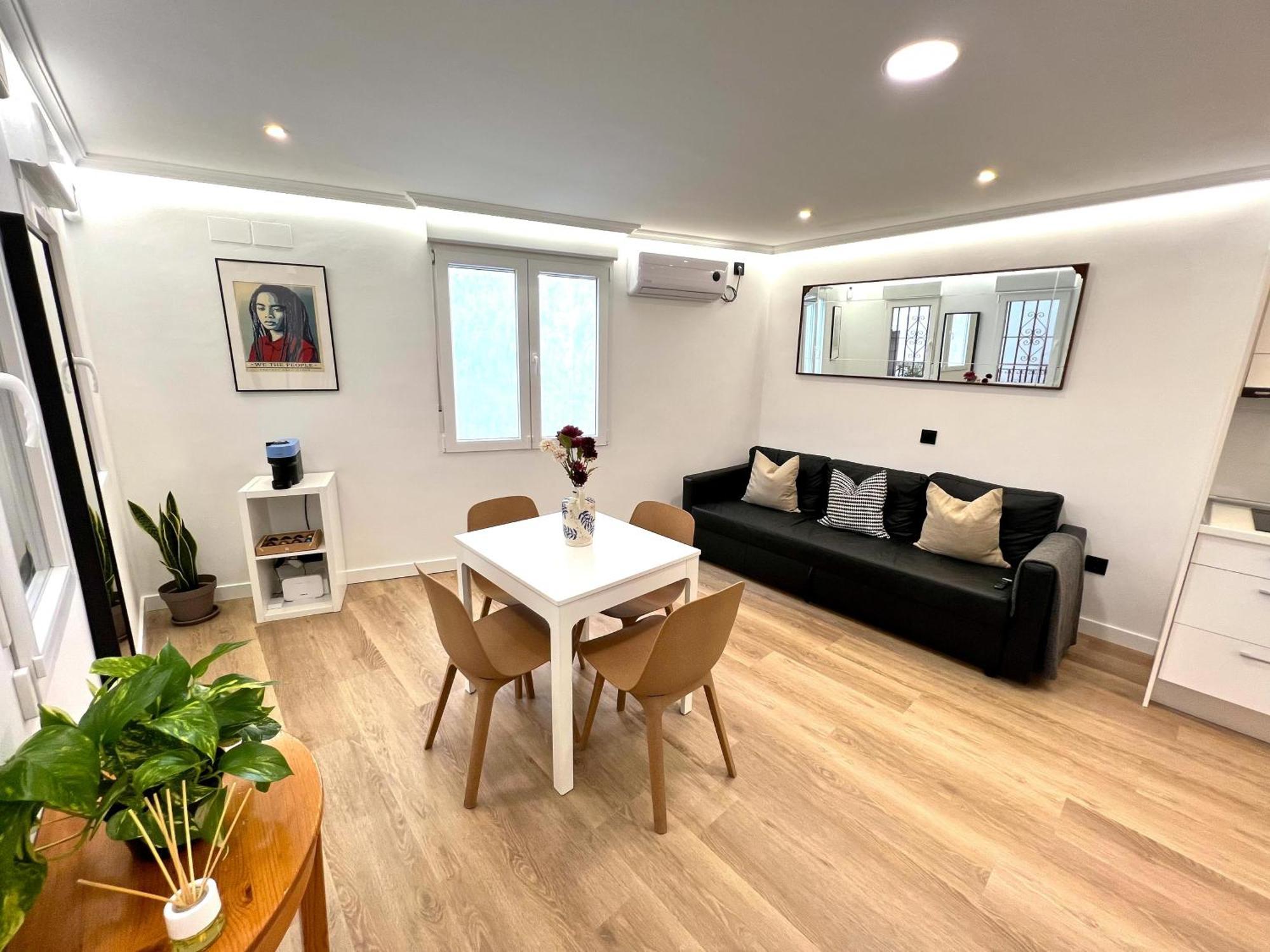 Apartment In The Heart Of Madrid-Piso En Malasana Kültér fotó
